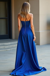 Königsblaues Trägerloses A-Linie Kleid für Hochzeitsgäste aus Satin